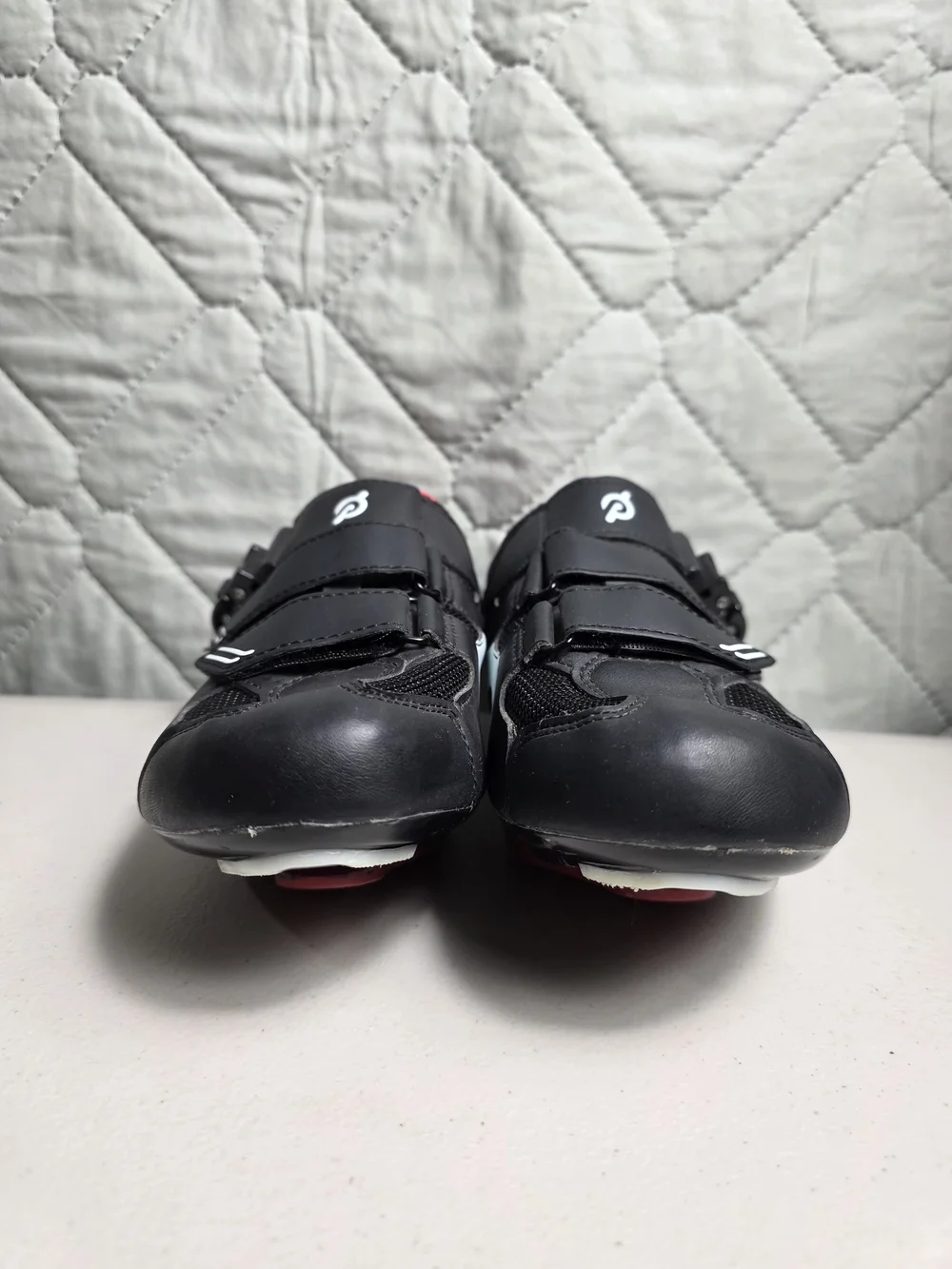 Peloton Cycling Shoes Mens Sz 42 Low Top Adjustable Hook & Loop Strap Black Red